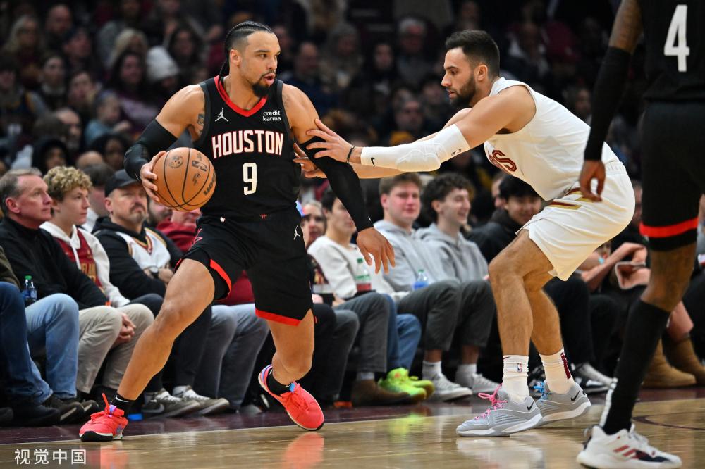 铁壁的后卫 铁壁的后卫