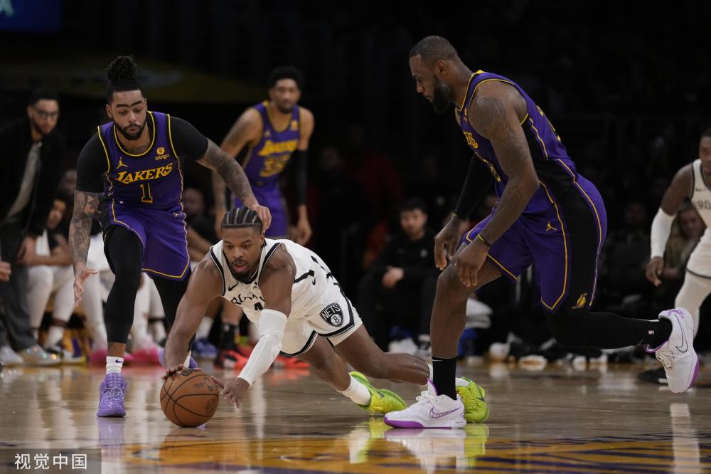 及不屈不挠 及不屈不挠