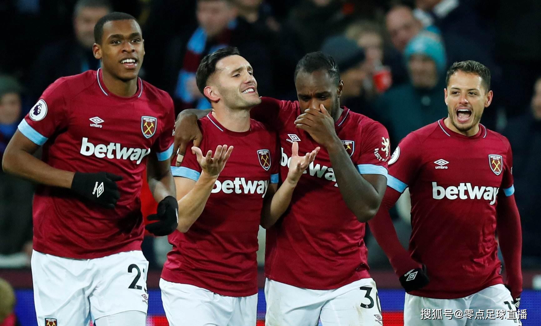 帮助队员纠 帮助队员纠